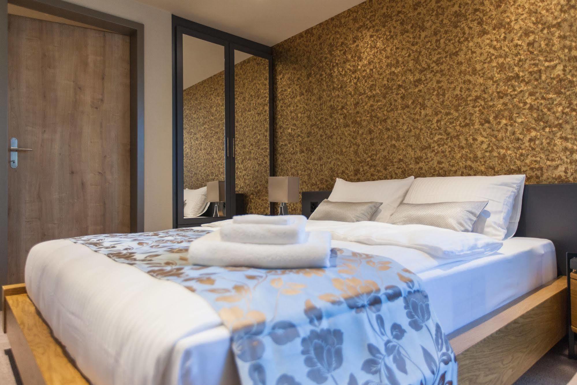 Plaza Hotel Winterthur Ngoại thất bức ảnh